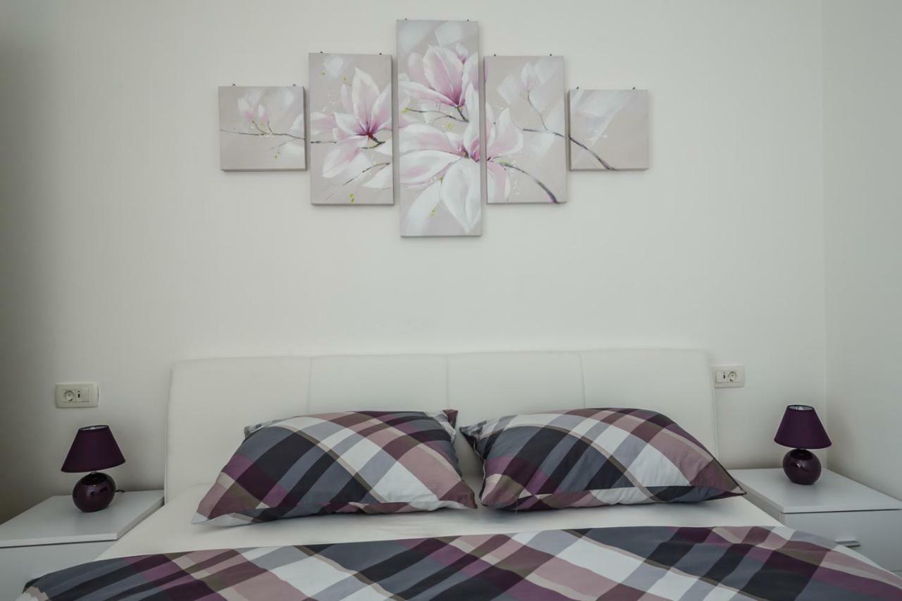 Apartment Bambi Σπλιτ Εξωτερικό φωτογραφία