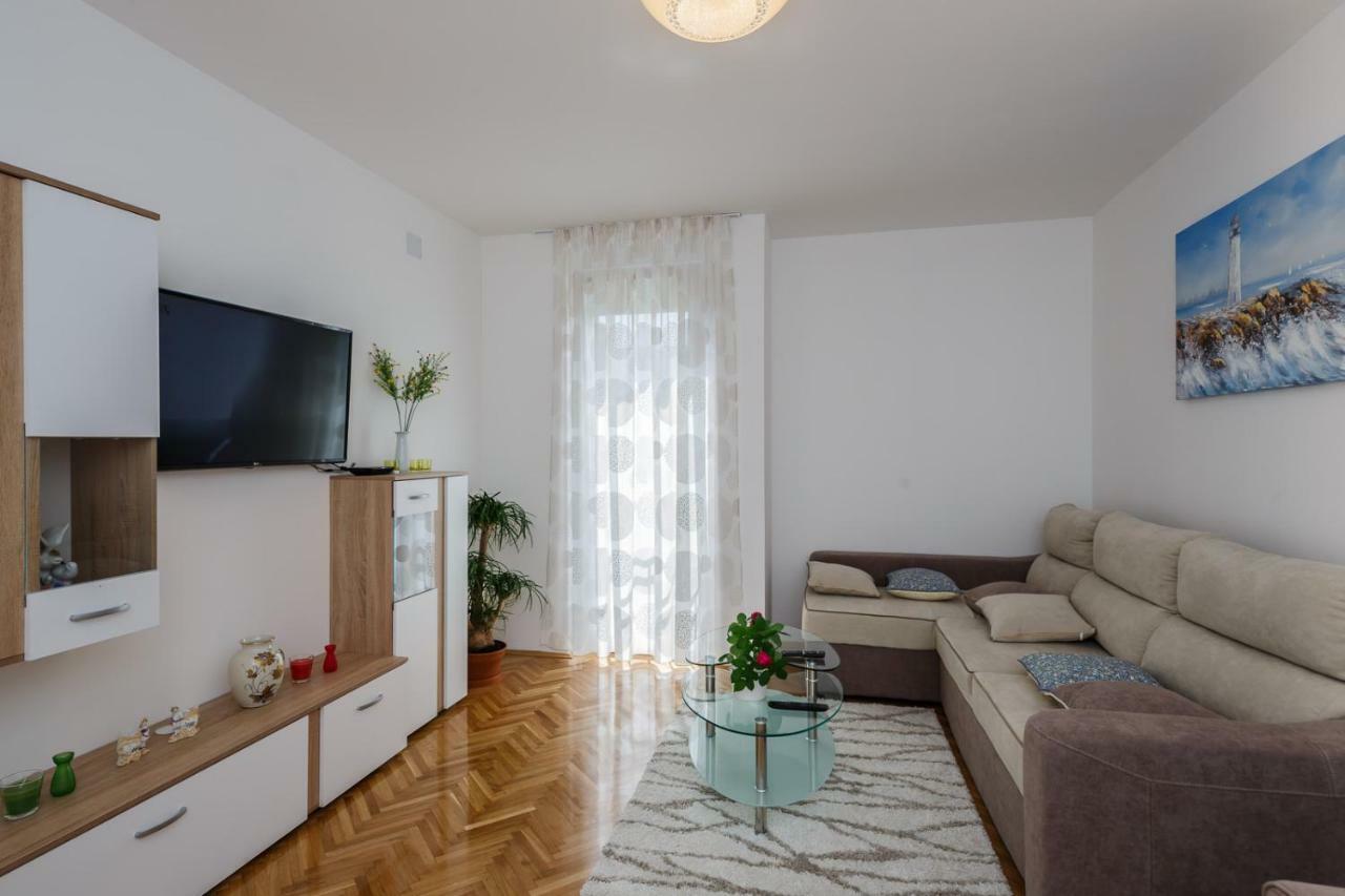 Apartment Bambi Σπλιτ Εξωτερικό φωτογραφία